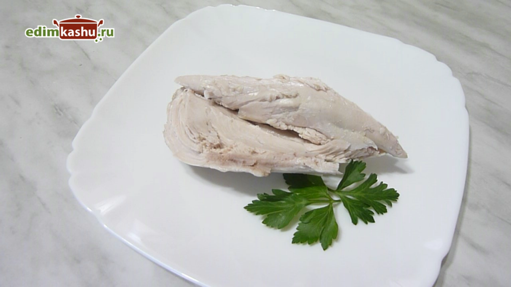 Как варить куриную грудку для салата