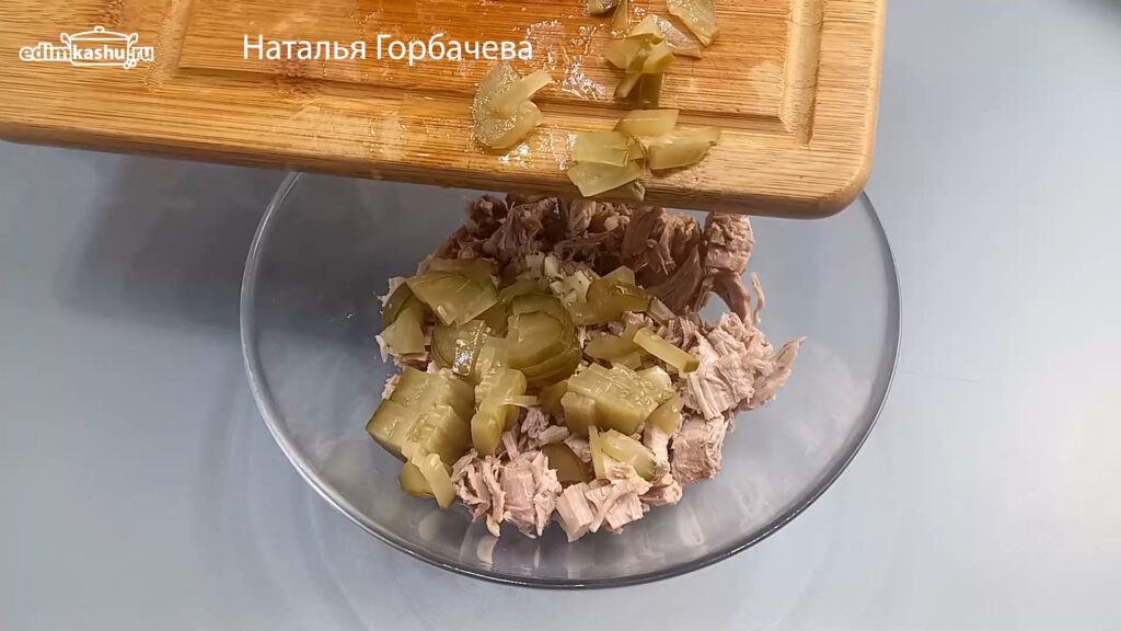 соленые огурцы для заливного