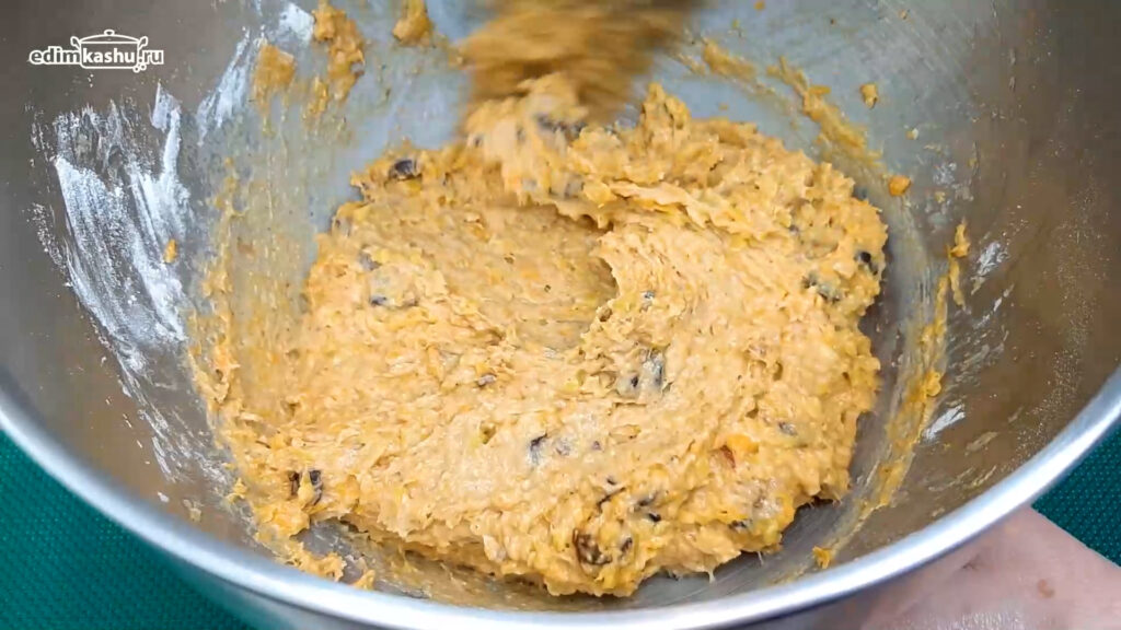 Кекс с черносливом